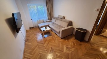 Apartment for rent in Cluj-Napoca, near the University of Medicine and Pharmacy, with 3 bedrooms, living-room, kitchen, 2 bathrooms Video