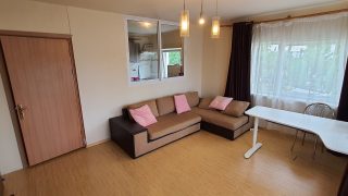 Apartment for rent in Cluj-Napoca, near the University of Medicine and Pharmacy, on Viilor street, with bedroom and living-room Video