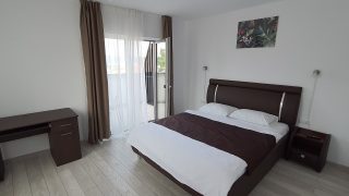 Apartment for rent in Zorilor, Cluj-Napoca, near the University of Medicine and Pharmacy, in Marinescu street, with bedroom and living room and a great terace Video