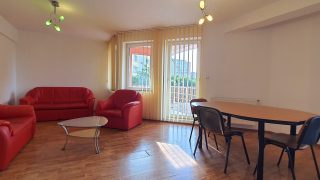 Modern apartment for rent in Cluj, near University of Medicine and Pharmacy, Pădurii Street, with 2 bedrooms and living room Video