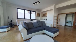LUXURY apartment for rent in Cluj, near the University of Agricultural Sciences and Veterinary Medicine, with 2 bedrooms, kitchen, living-room, 2 bathrooms and a huge terrace Video