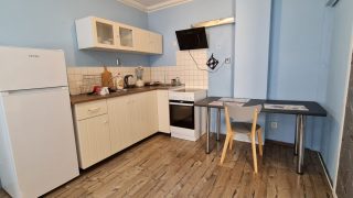 A renovated apartment for rent in the central area of Cluj-Napoca, near the University of Medicine and Pharmacy, on Victor Babes street, with bedroom and living-room Video