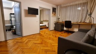 Modern apartment for rent in Cluj-Napoca, right near the University of Medicine and Pharmacy, Petru Maior street, with 1 bedroom, livingroom Video