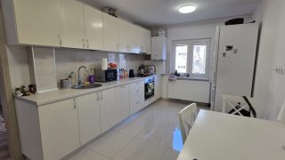 Apartment for rent in Cluj, near the University of Medicine and Pharmacy and the University of Veterinary Medicine, Tatra street, with 2 bedrooms, livingroom, kitchen and 2 bathrooms Video