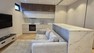 Luxury apartment for rent in Cluj-Napoca, Calea Mănăștur, near University of Agricultural Sciences and Veterinary Medicine, living room and bedroom Video