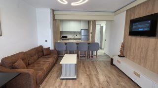 Luxury apartment for rent in Zorilor area of Cluj-Napoca, at 15 minutes by foot to the University of Agricultural Sciences and Veterinary Medicine, consisting of living-room, kitchen, bedroom and balcony with Jacuzzi Video