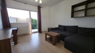 Apartment for rent, a 10-minute walk from the University of Medicine and Pharmacy, in Zorilor, Observatorului 136, consisting of a living room, a bedroom, a kitchen, a bathroom and a terrace. Video