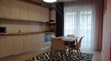 Appartement à louer à Cluj, près de l’Université des Sciences Agronomiques et de Médecine Vétérinaire avec 2 chambres, cuisine, salon, 2 salles de bains Video