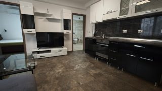 REMETEA RESIDENCE: one room apartment for rent at 7 minutes by feet to the University of Medicine and Pharmacy and the University of Agricultural Sciences and Veterinary Medicine Video