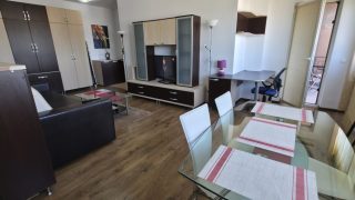 Appartement à louer à Cluj-Napoca, près de l&rsquo;Université de Médecine et de Pharmacie, rue Observatorului 136-138, avec salon, 1 chambre, salle de bain Video