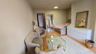 CHEAP APARTMENTS: Studio apartment for rent in the center of Cluj-Napoca, a 5-minute walk from the Faculty of Medicine and Pharmacy and a 5-minute walk from the University of Agricultural and Veterinary Sciences Video