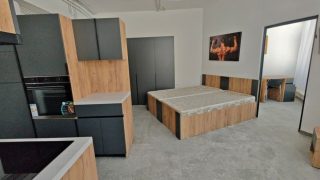New and modern apartment, located in the center of Cluj-Napoca, a 5-minute walk from the University of Medicine and Pharmacy and the University of Veterinary Medicine and Agricultural Sciences. Video
