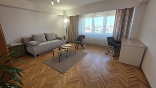 Apartment for Rent in Cluj-Napoca, at 15 minutes from the University of Medicine and Pharmacy, on Titulescu boulevard. Video