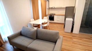 For rent, apartment in Cluj-Napoca, 7 minutes walk from the University of Medicine and Pharmacy and 2 minutes walk from the University of Agricultural Sciences and Veterinary Medicine, consisting of a living room and a bedroom Video